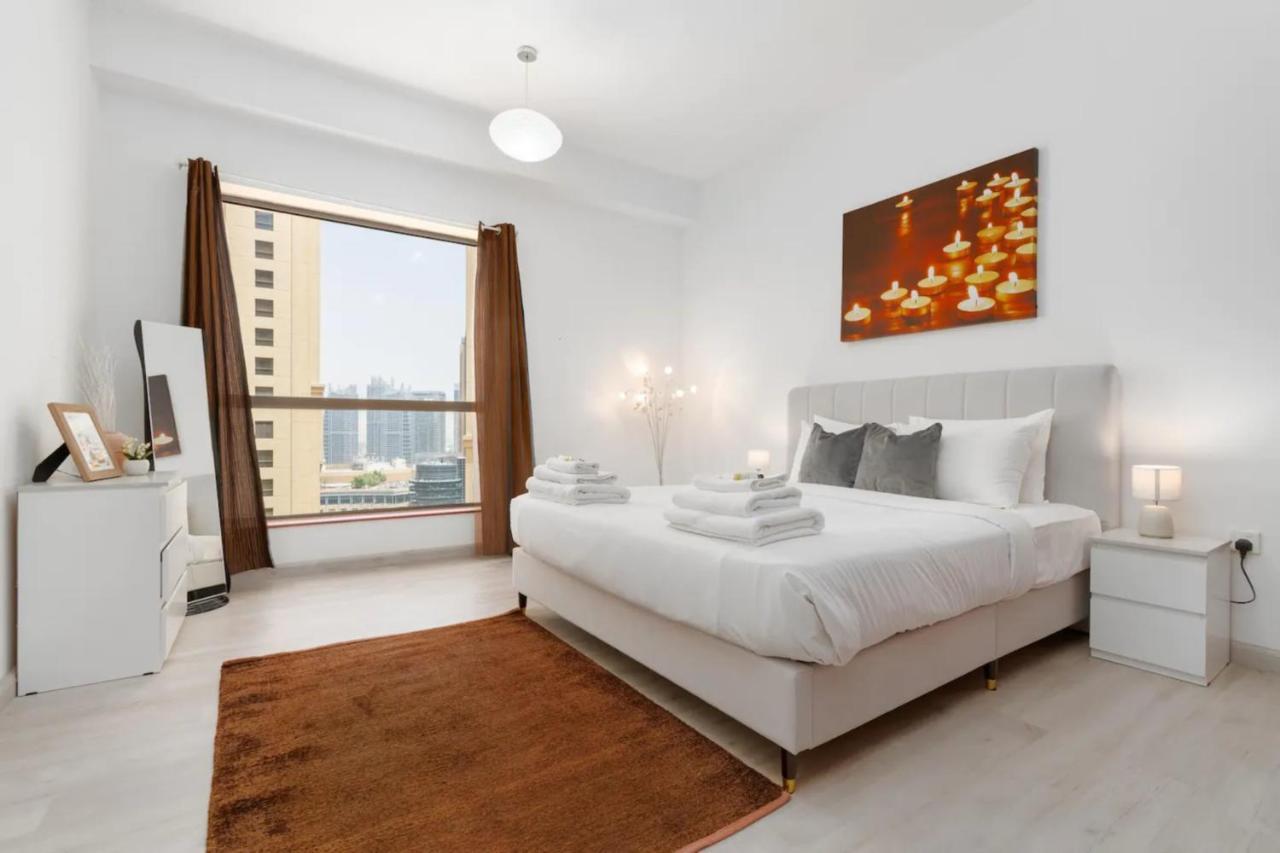 Gorgeous 2 Bedroom In Near The Apartamento Dubai