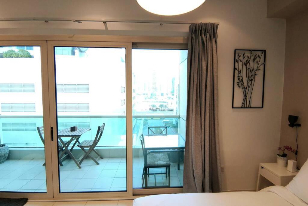 Jbr Studio At Royal Oceanic Tower