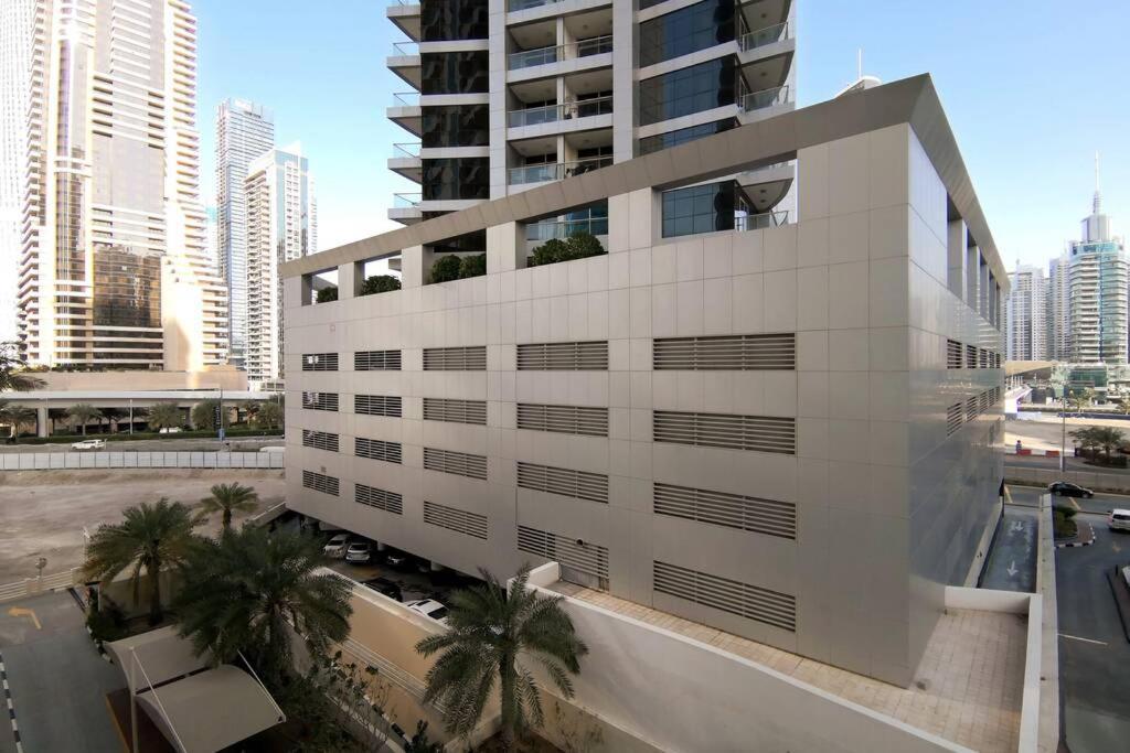 Jbr Studio At Royal Oceanic Tower Lejlighed