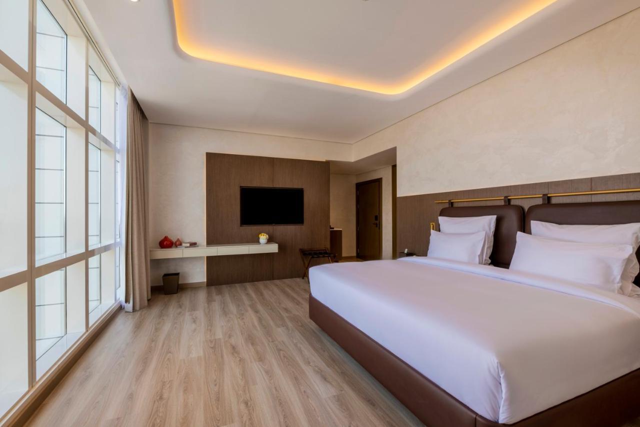 Movenpick Jumeirah Village Triangle 5*