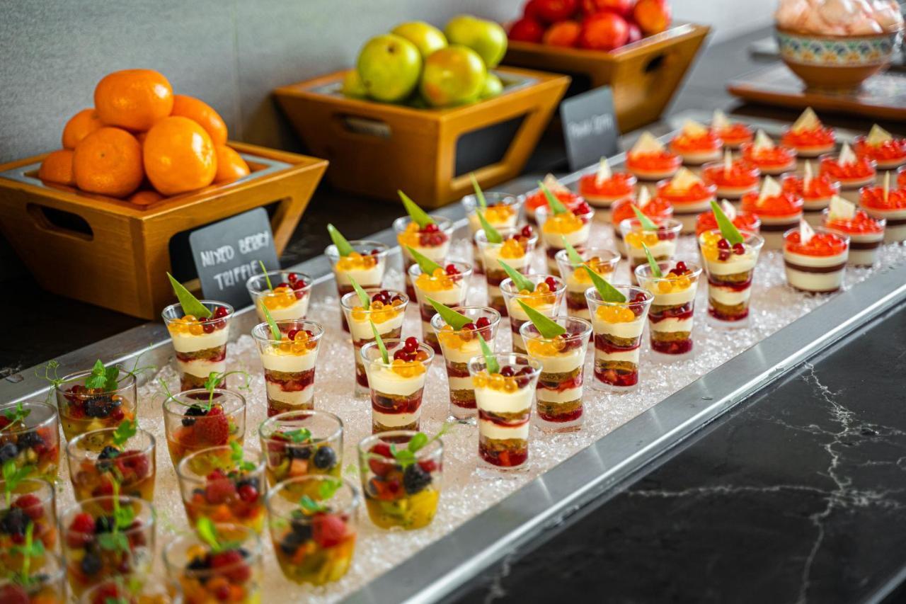 Hotel Movenpick Jumeirah Village Triangle Dubai
