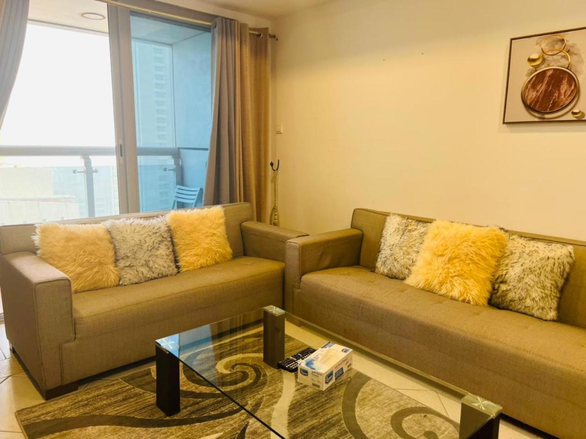 Apartamento 3 Bedroom Sea View Princess Marina ! Walk To Beach Dubái