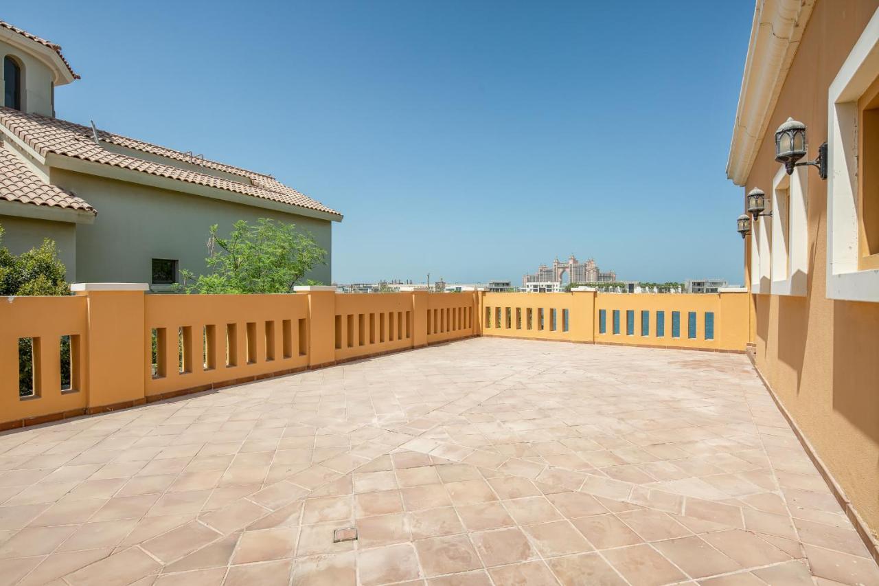 Maison Privee - Prvt Pool & Access In Luxury Palm Jumeirah 6br Villa *