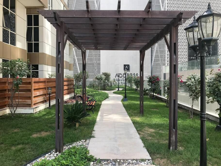 Apartment Frank Porter - Mon Reve Dubai