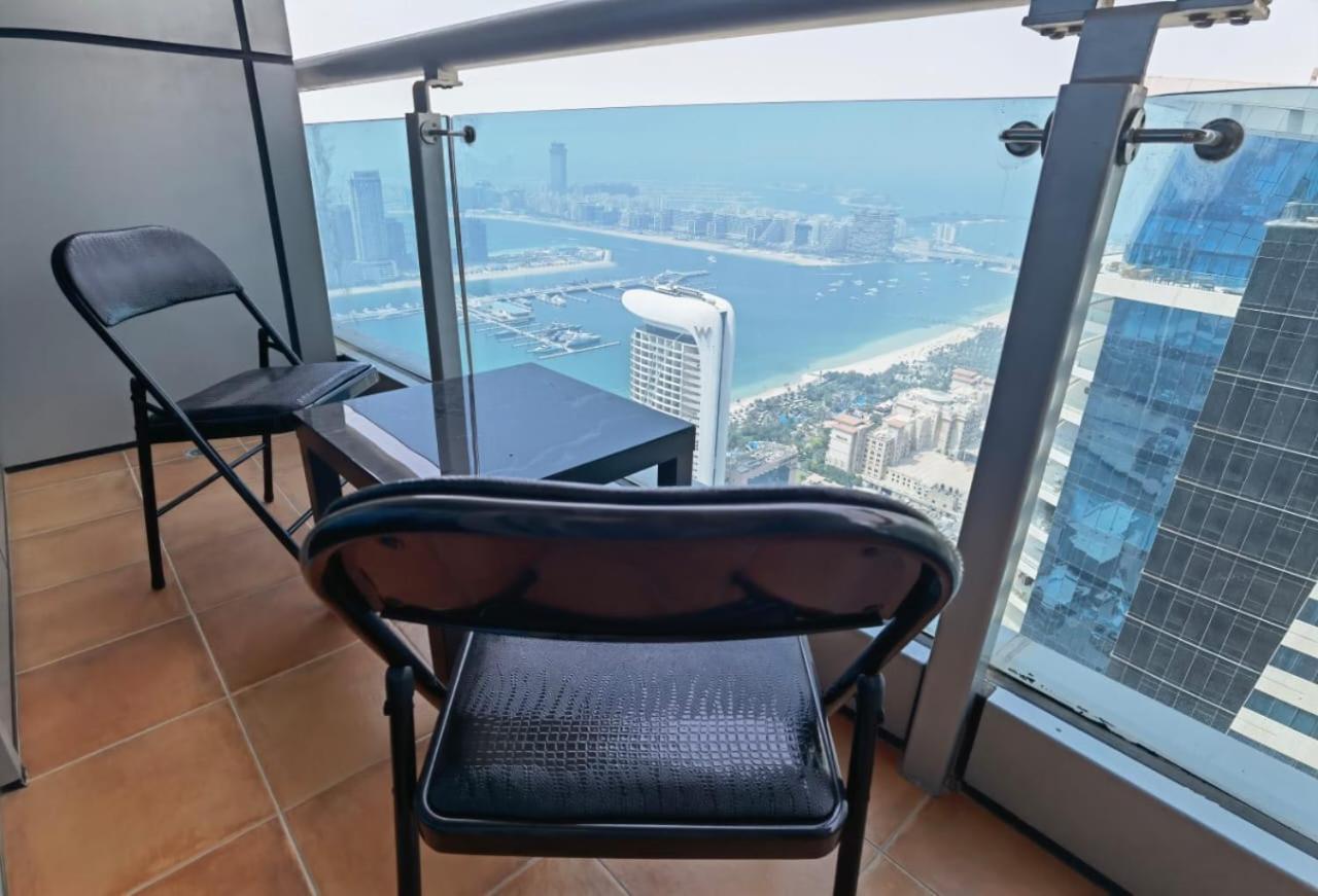 Apartamento Serenity 3br Palm View In Marina Dubái