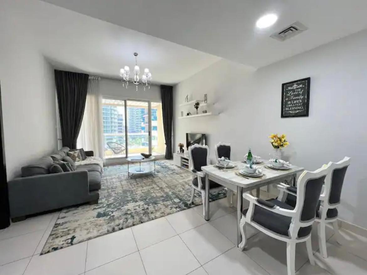 Marina Sail Apartamento *