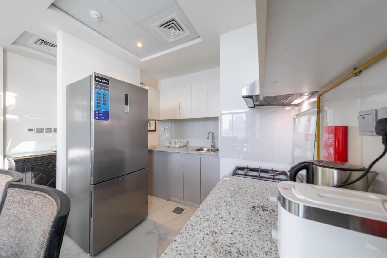 Mint - Millennium Binghatti Business Bay Apartment