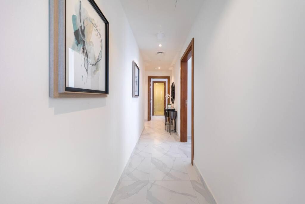 Apartment Mint - Millennium Binghatti Business Bay Dubai
