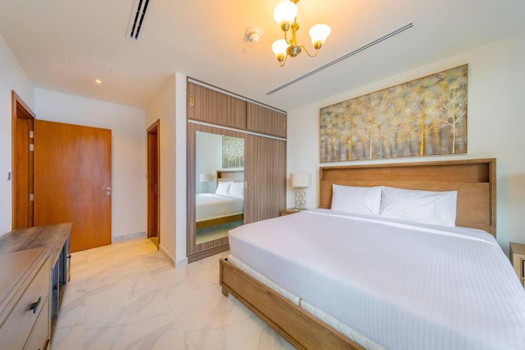 Mint - Millennium Binghatti Business Bay Dubai