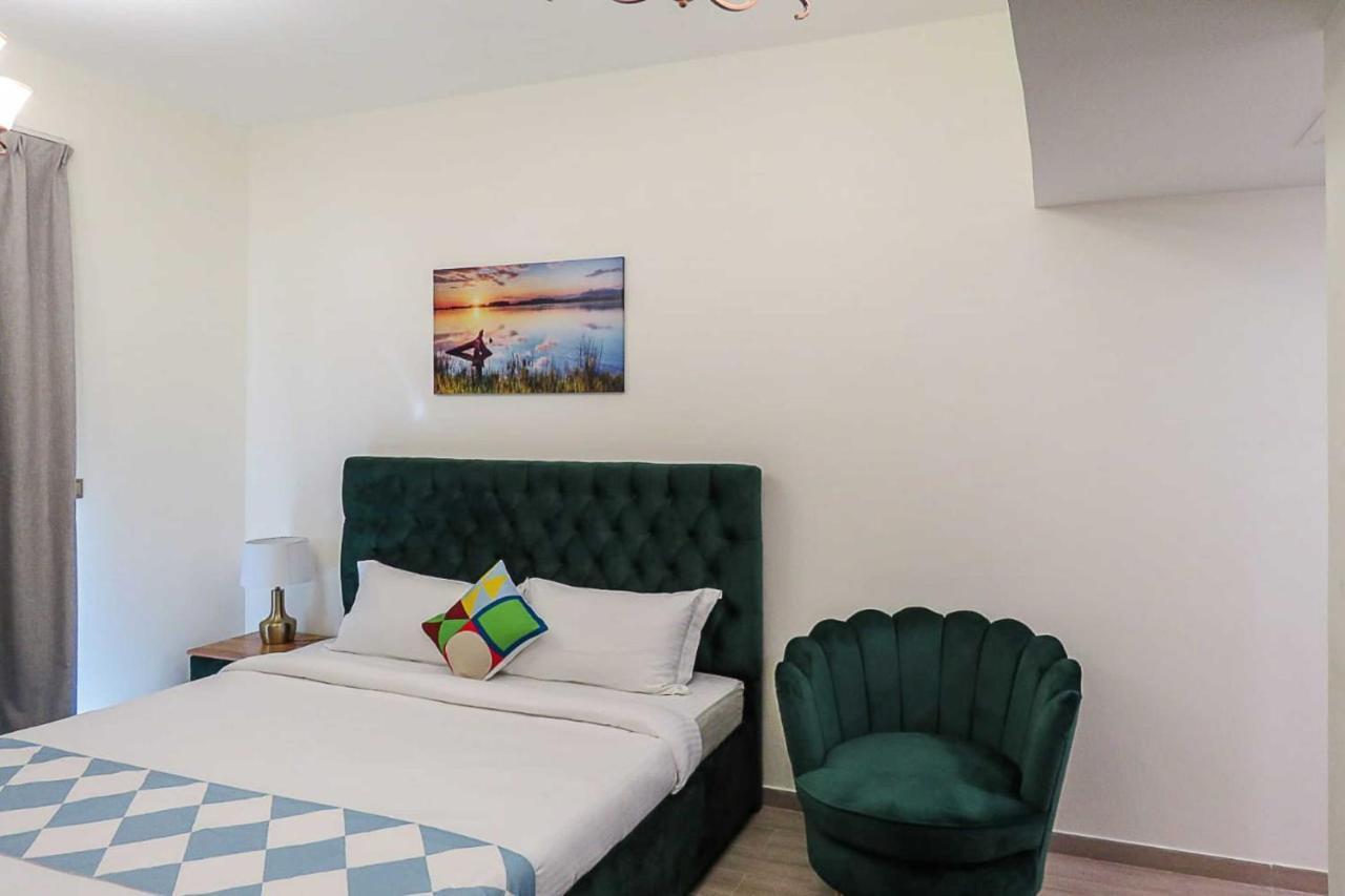 Oyo 860 Studio Apartment, Maya Tower 4, Jumeirah Village Triangle Gasthuis