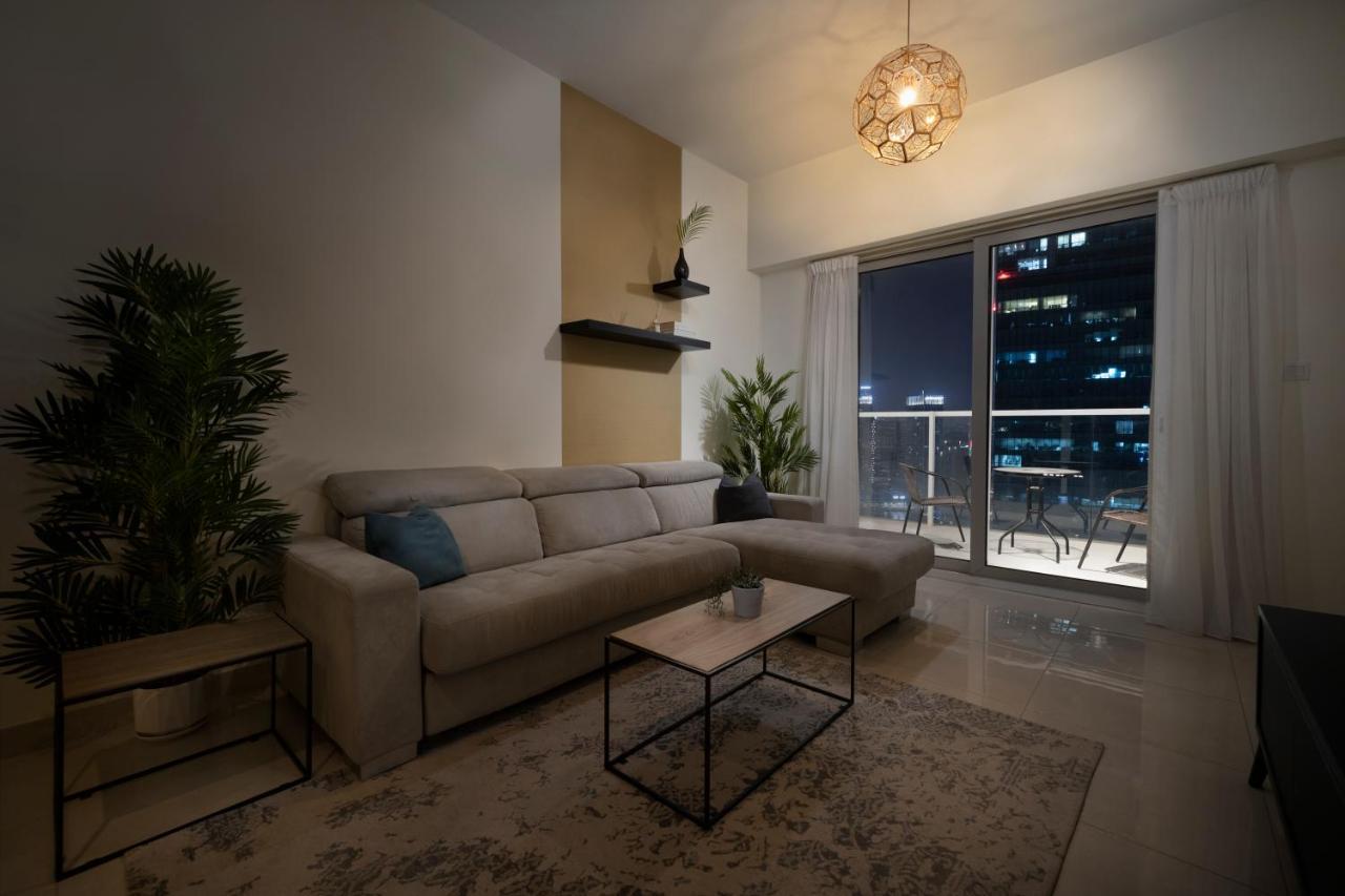 Apartamento Unlock Metropolis Business Bay Dubái