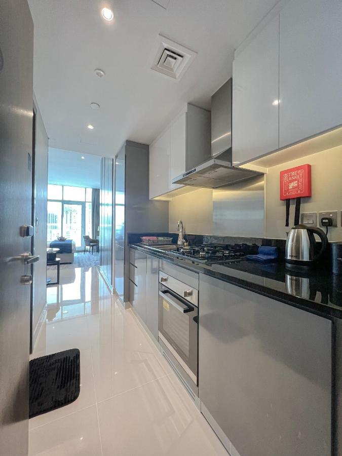 5-star Luxury Studio Near Burj Khalifa With Amazing Canal & View! Appartement *