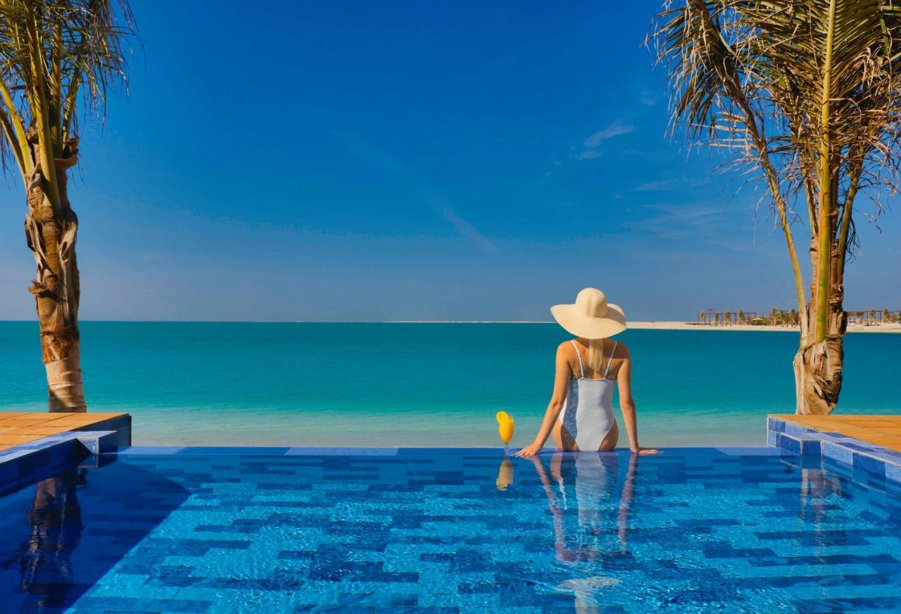 Anantara World Islands Resort Dubai