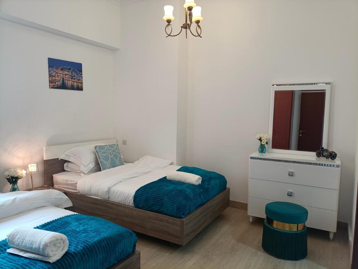 Luxury Jumeirah Sea View Apartament Dubai