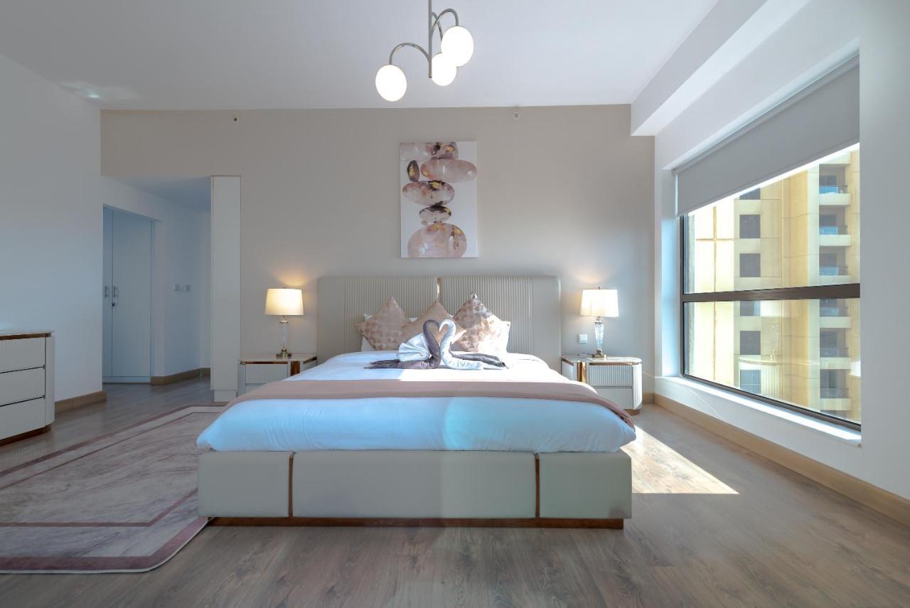Marco Polo - Marvelous & Luxurious Apt With Eye & Sea View Lägenhet Dubai