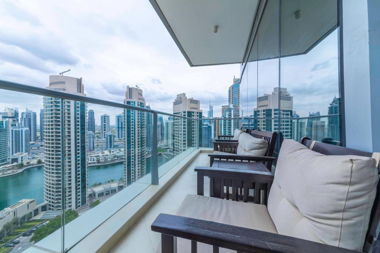 Lägenhet Maison Privee - Spacious Apt With Beach, Pool And Marina Access Dubai