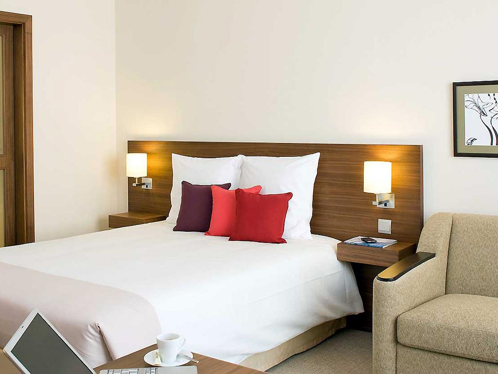 Novotel Deira Centre 4*