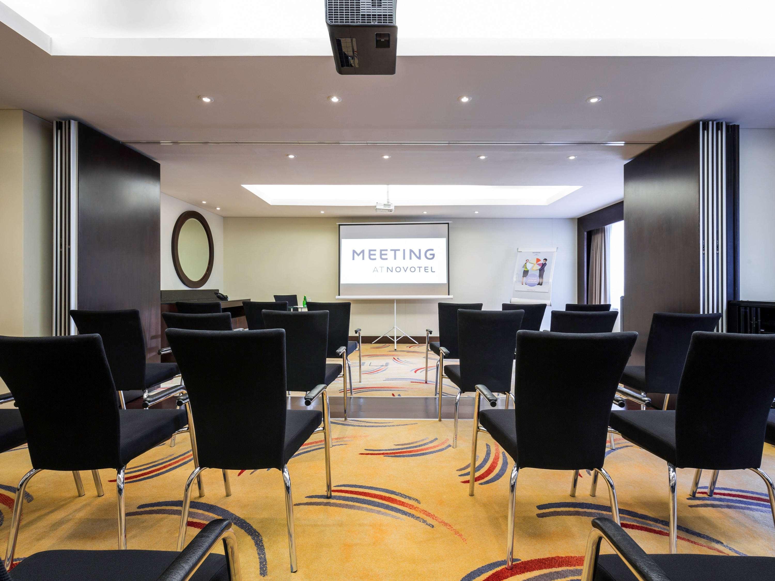 Hotel Novotel Deira Centre Dubai