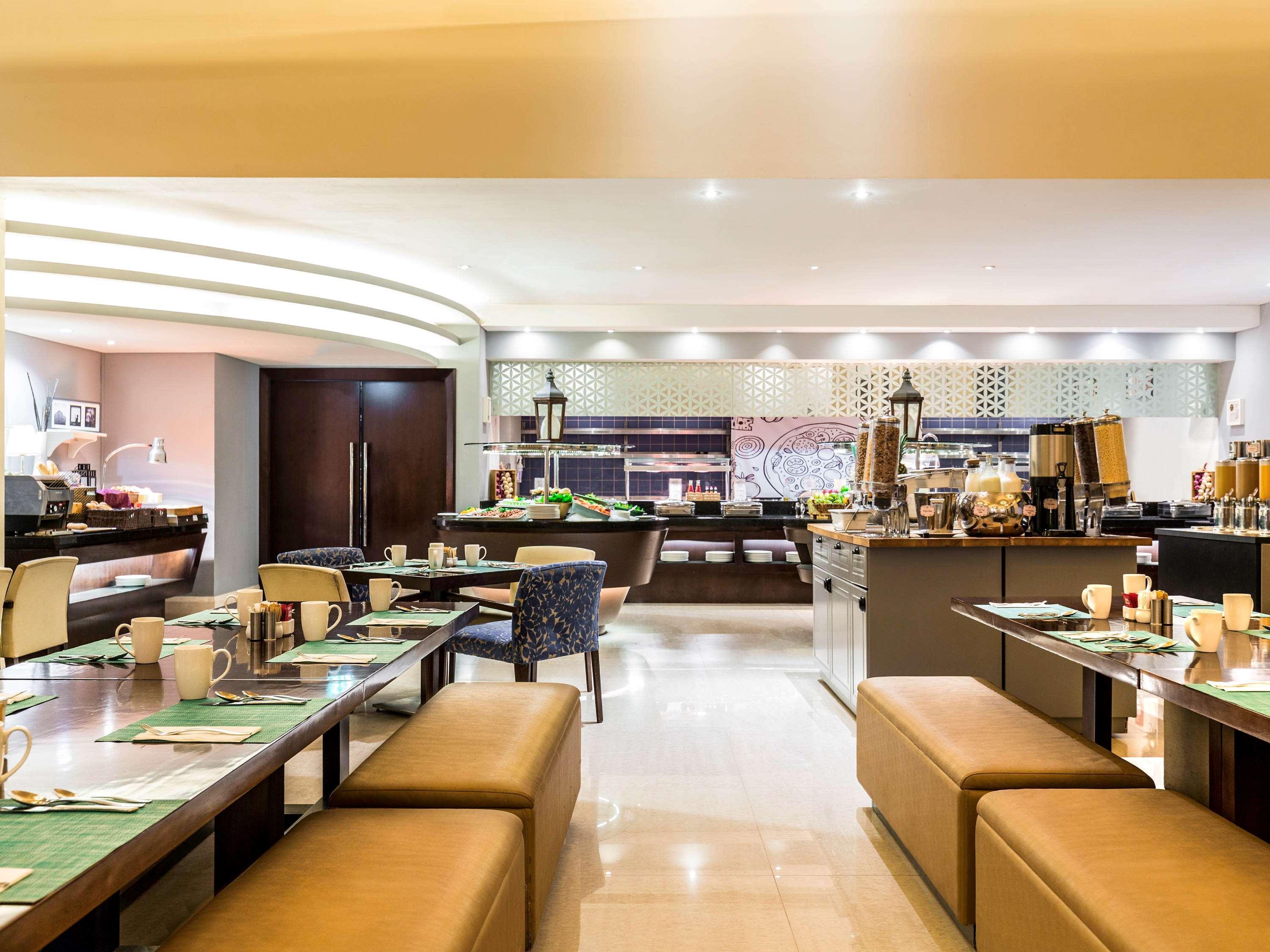 Hotel Novotel Deira Centre Dubai