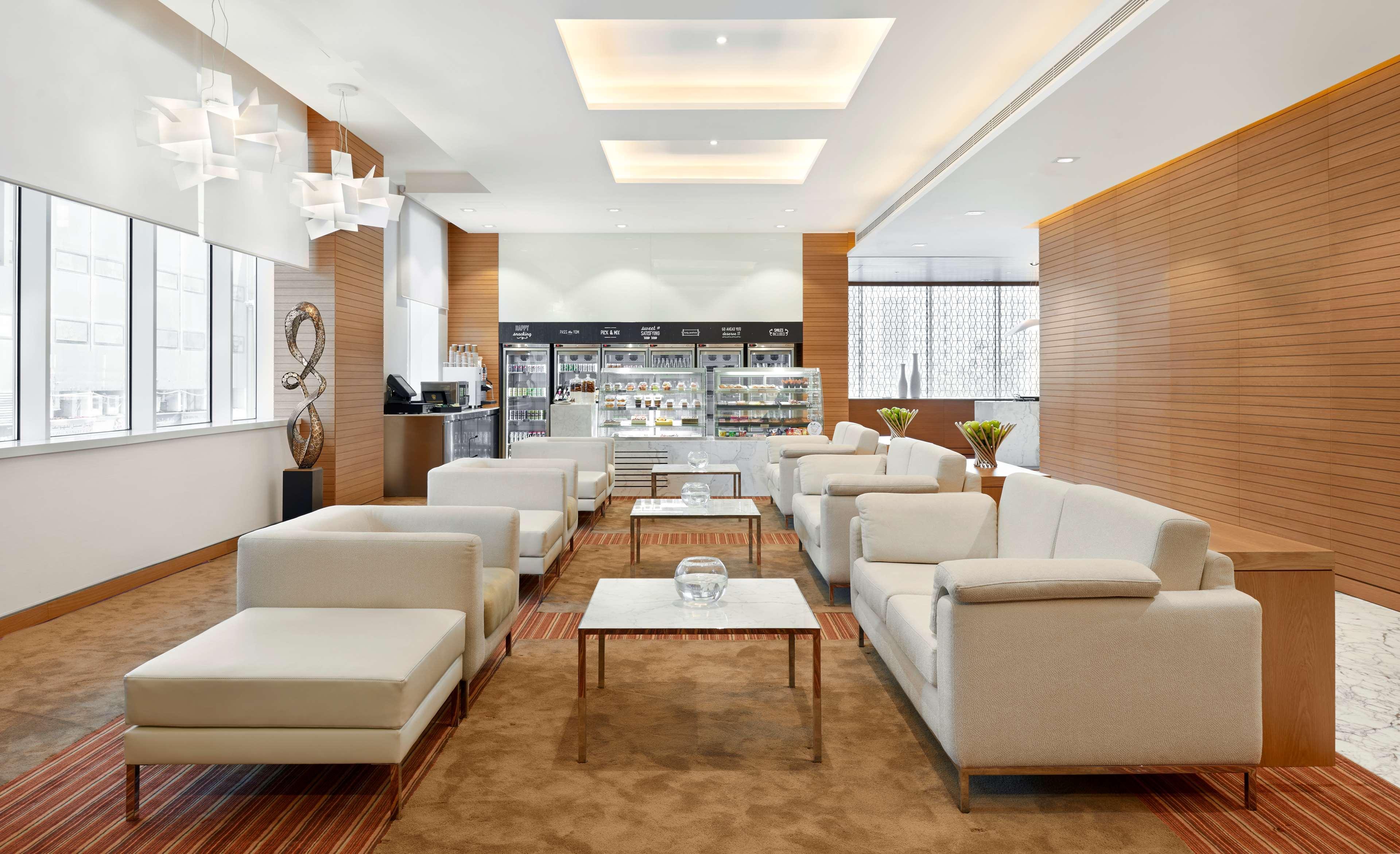 Hyatt Place Baniyas Square Hotel Dubái