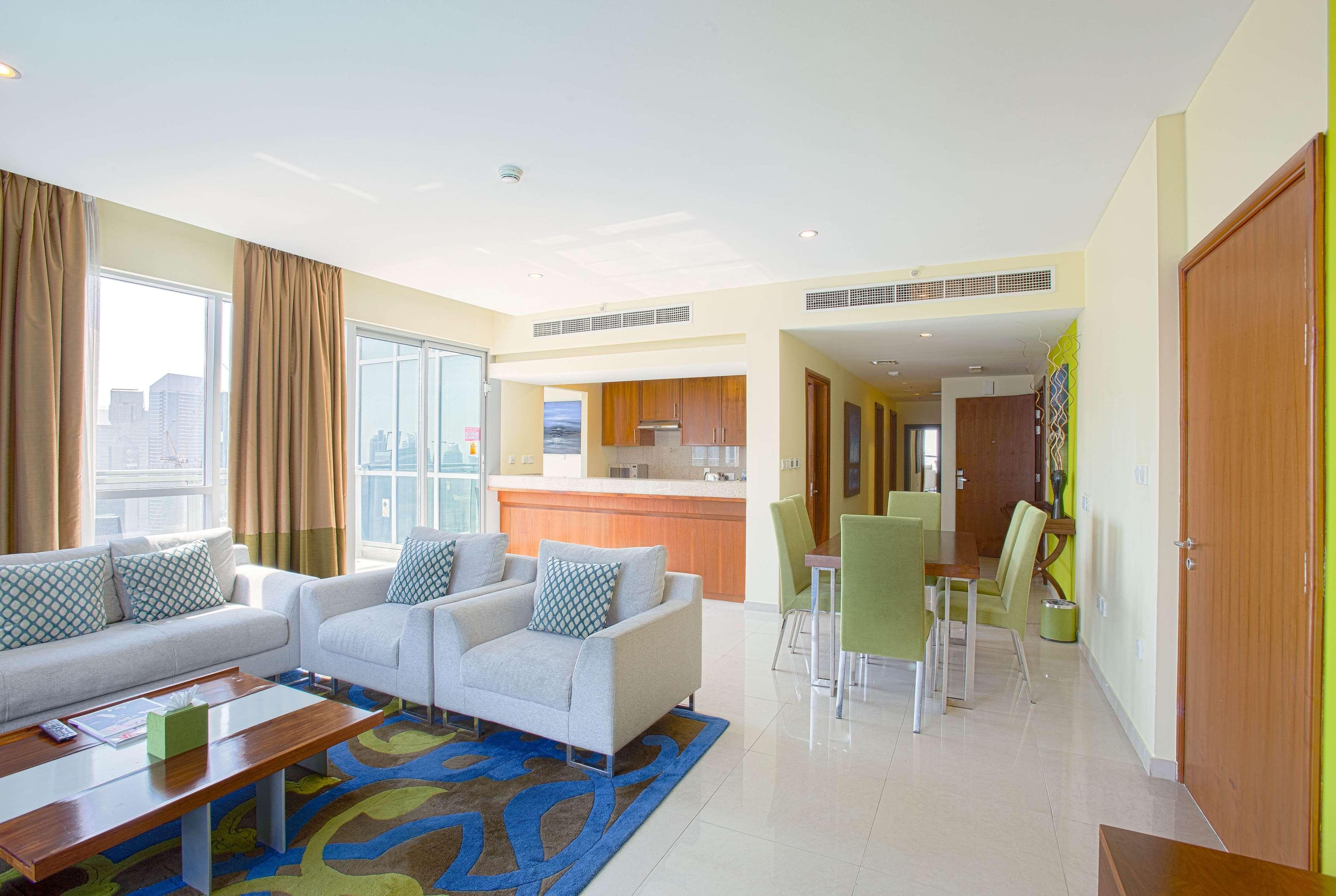 Ramada By Wyndham Downtown 4* Dubai