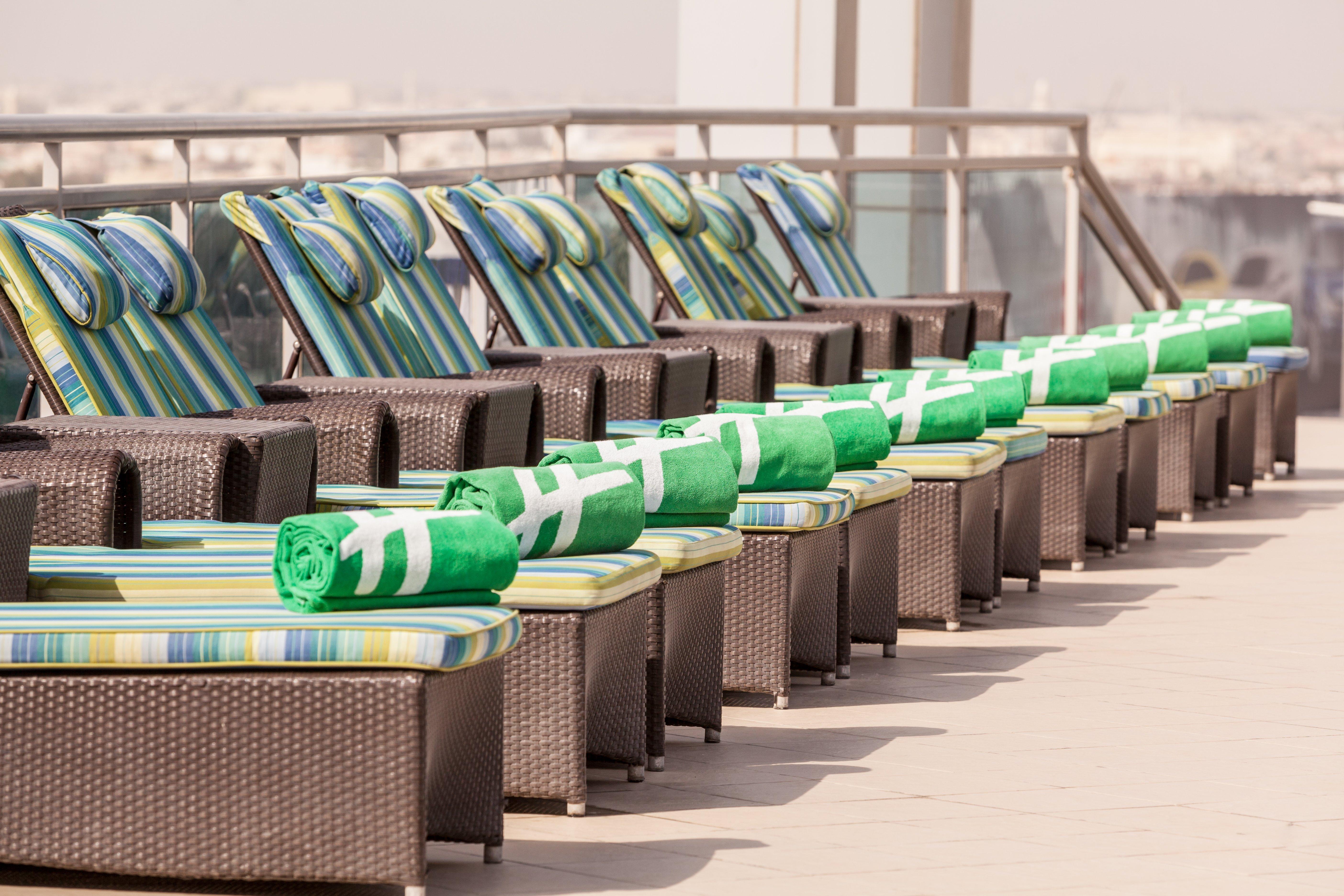 Hotel Al Barsha By Ihg 4*