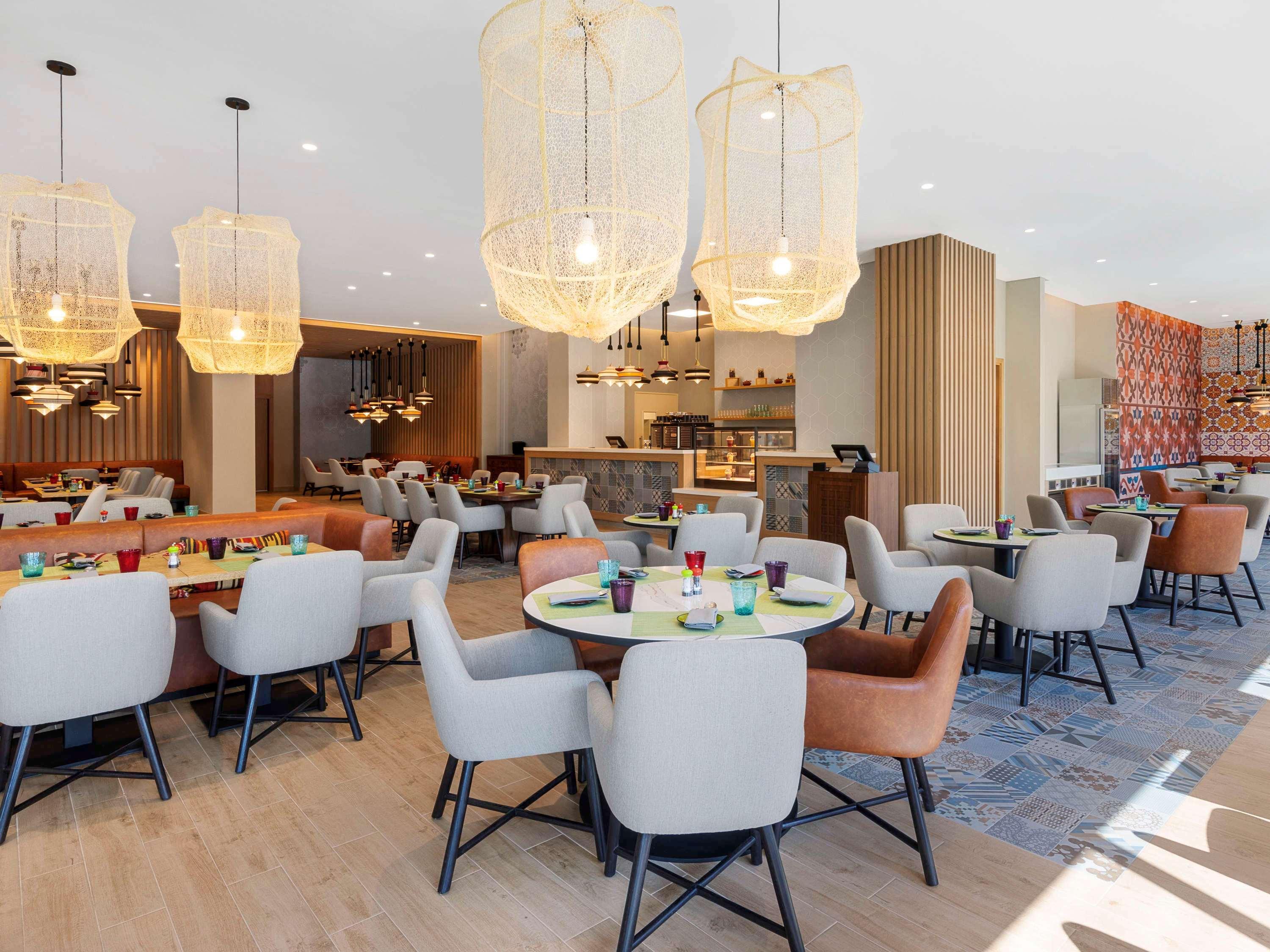 Apartahotel Adagio Deira Dubái
