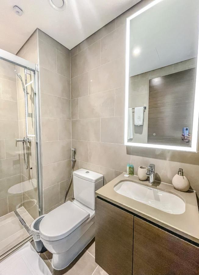 Mindblowing 2 Bedroom With Close View Of Burj Khalifa Dubái
