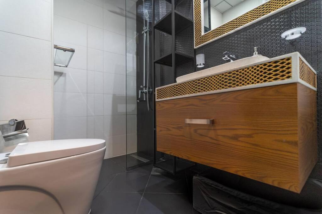 Appartement Cosy Studio With Luxurious Pool In Business Bay- Bayz Tower *