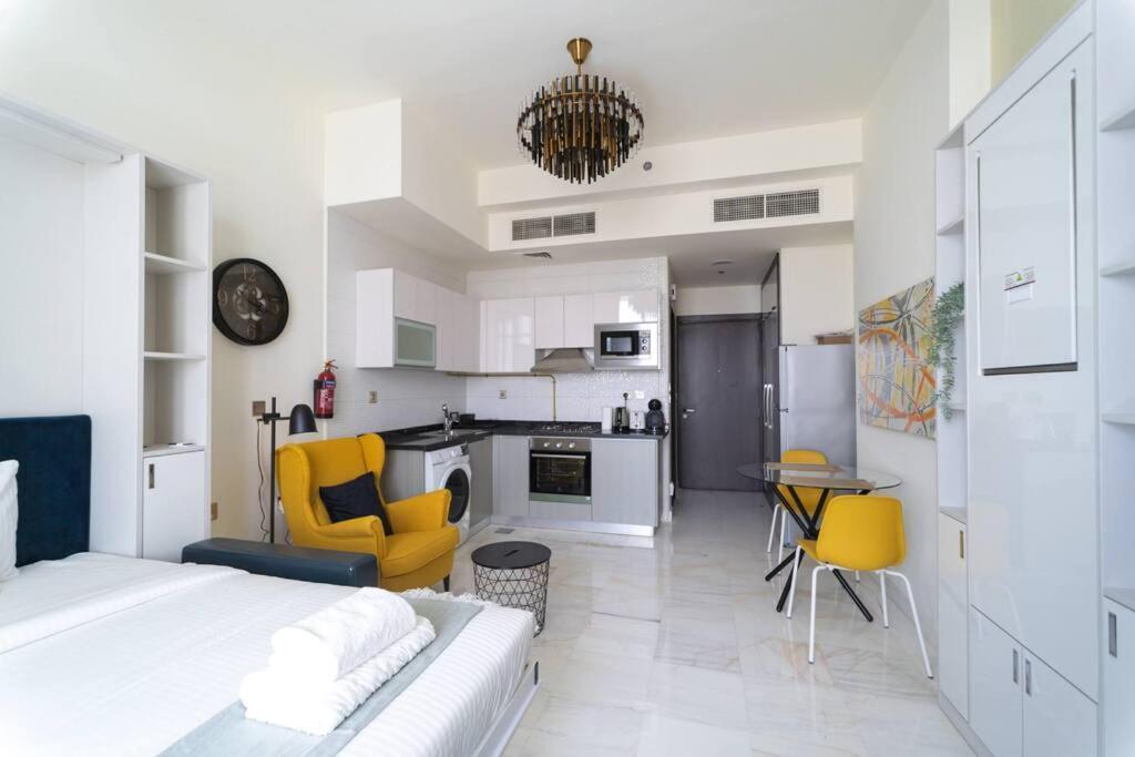 Cosy Studio With Luxurious Pool In Business Bay- Bayz Tower Appartement *