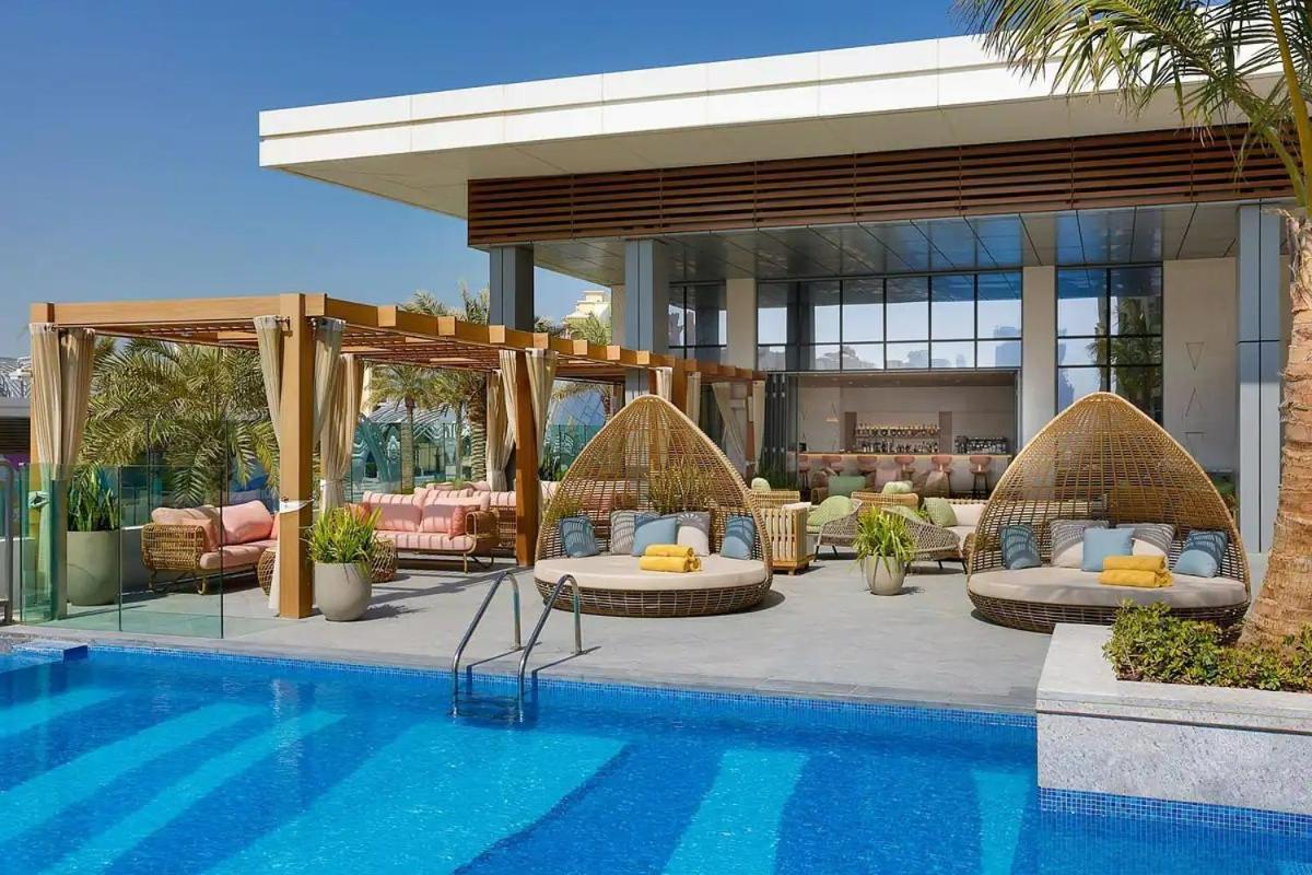 Palm Tower Where Luxury & View Meet In One Place *