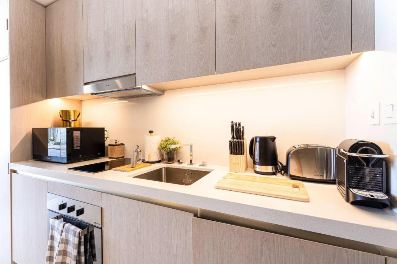Palm Tower Where Luxury & View Meet In One Place Apartment