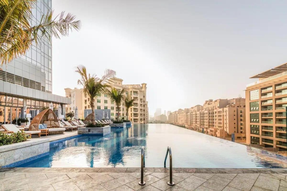 Palm Tower Where Luxury & View Meet In One Place Apartment *