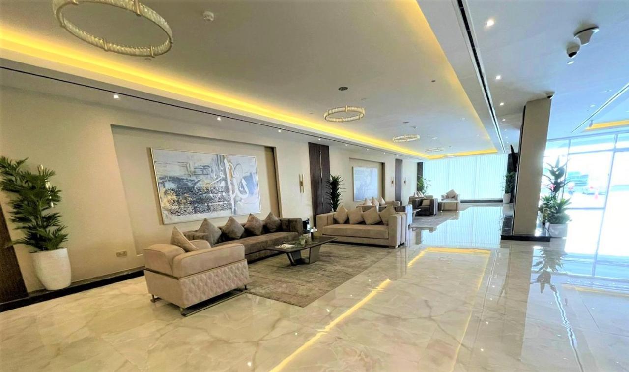 Hera Serviced Lägenhetshotell Dubai