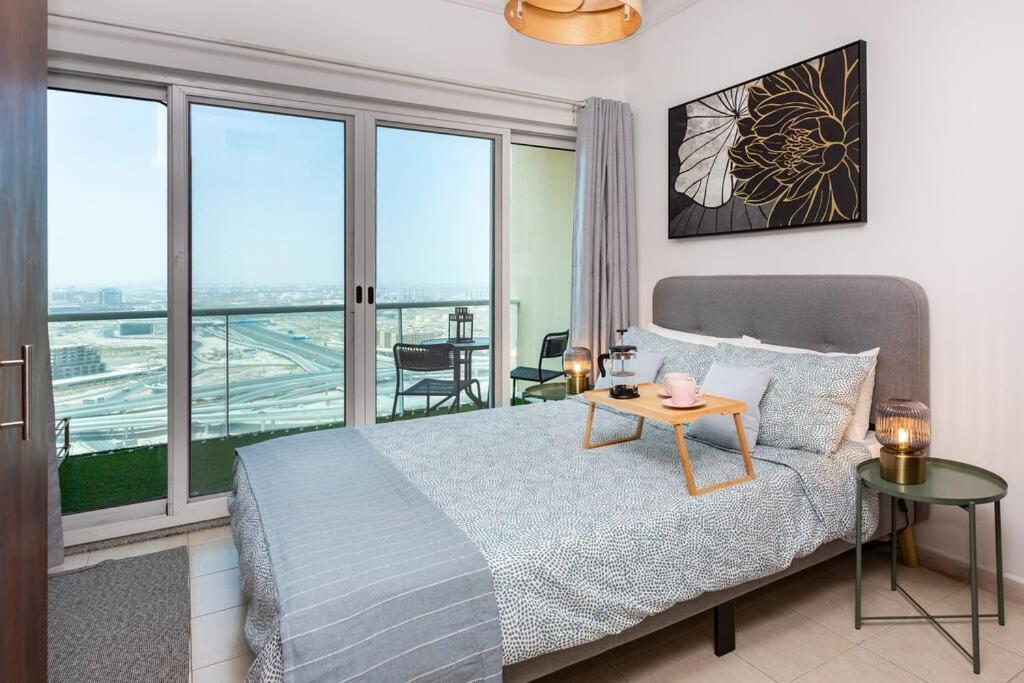 Apartamento View Jlt - Lovely In
