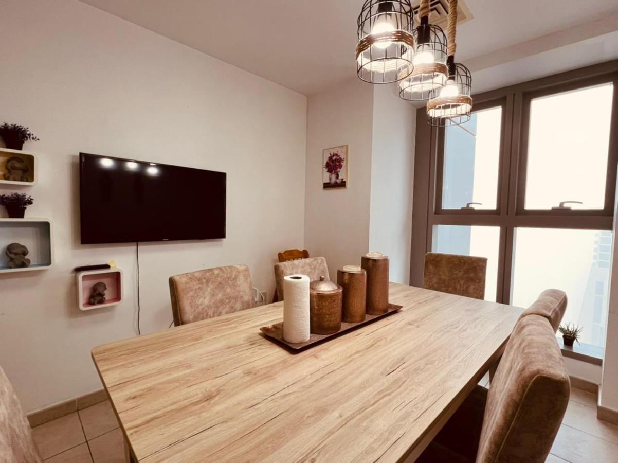 3 Bedroom Sea View Princess Marina ! Walk To Beach Apartamento Dubái