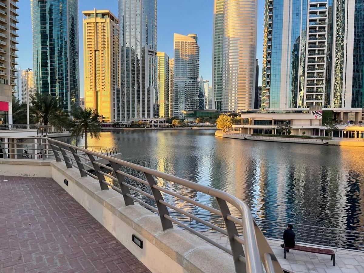 Near Metrocozy & Comfy 1br In Jlt