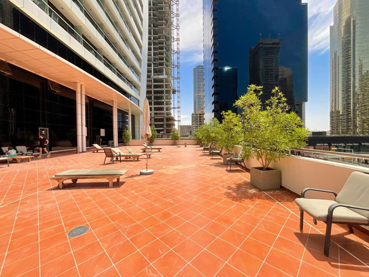 Higuests - Modern With Incredible Skyline View * Dubai