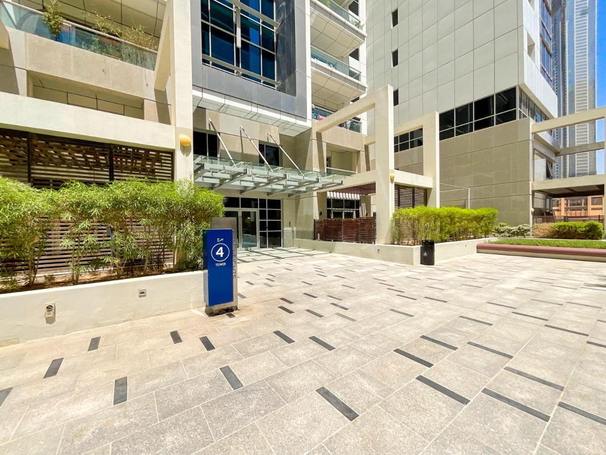Appartamento Higuests - Roomy With Infinity Pool Close To Burj Khalifa Dubai