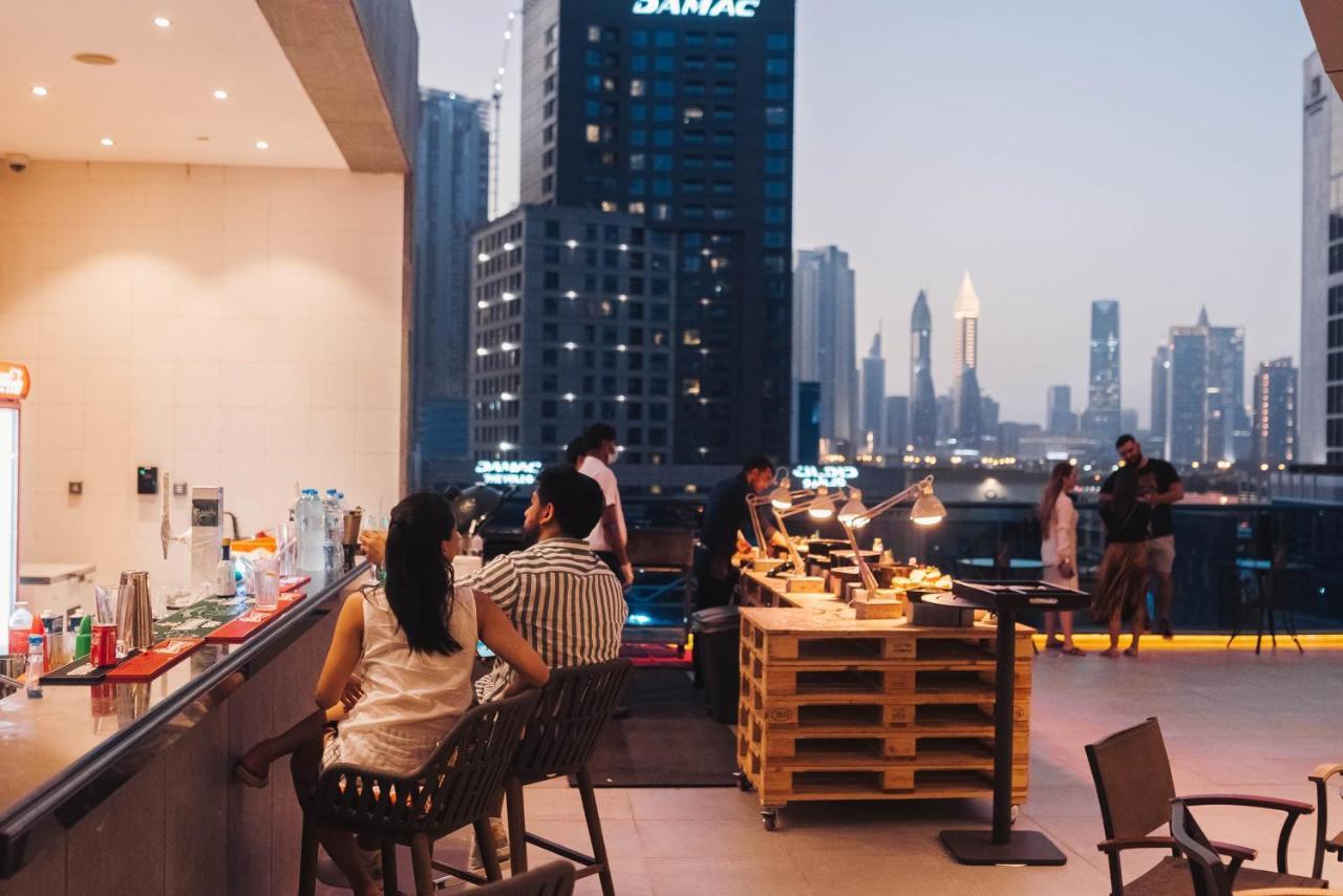 Radisson Blu Hotel, Canal View Hotel 5*