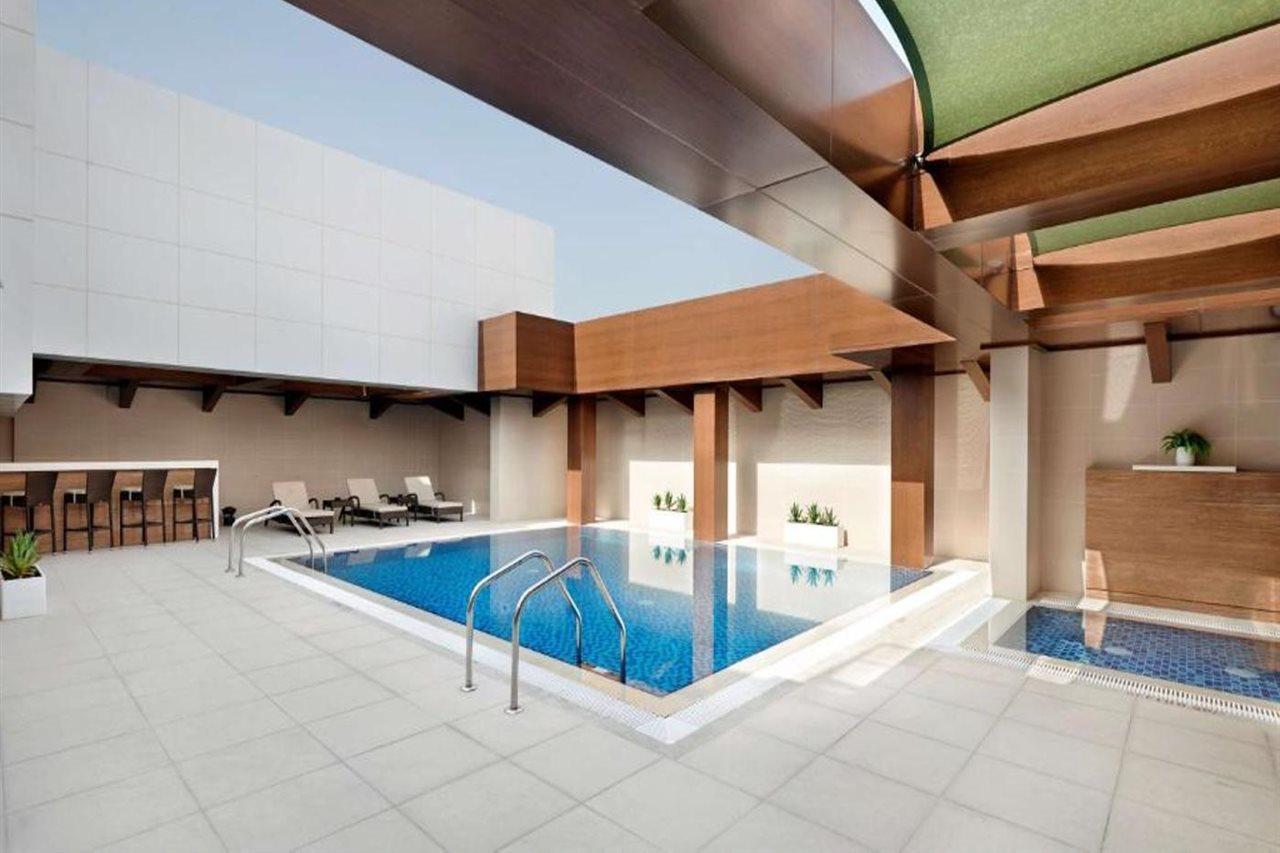 Hotel Hyatt Place Baniyas Square Dubái