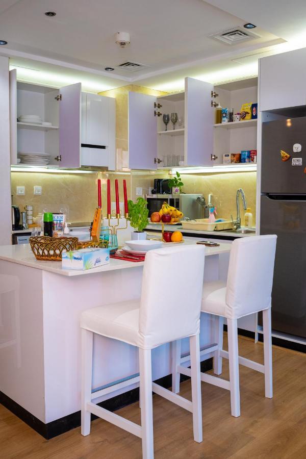 Full In Marina,80m From Apartment Dubai