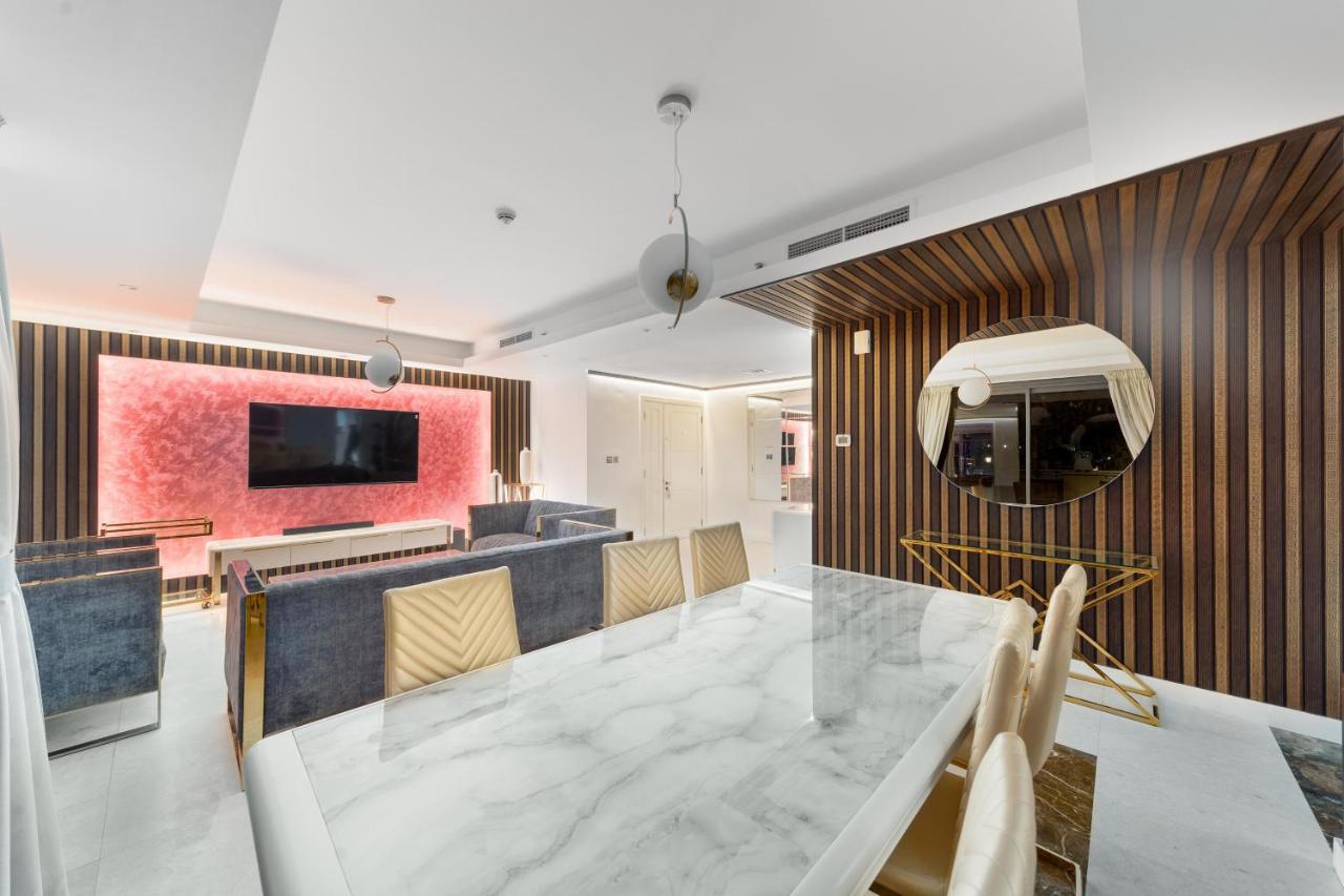 Elan 5-bedroom Beach Apartamento Dubái