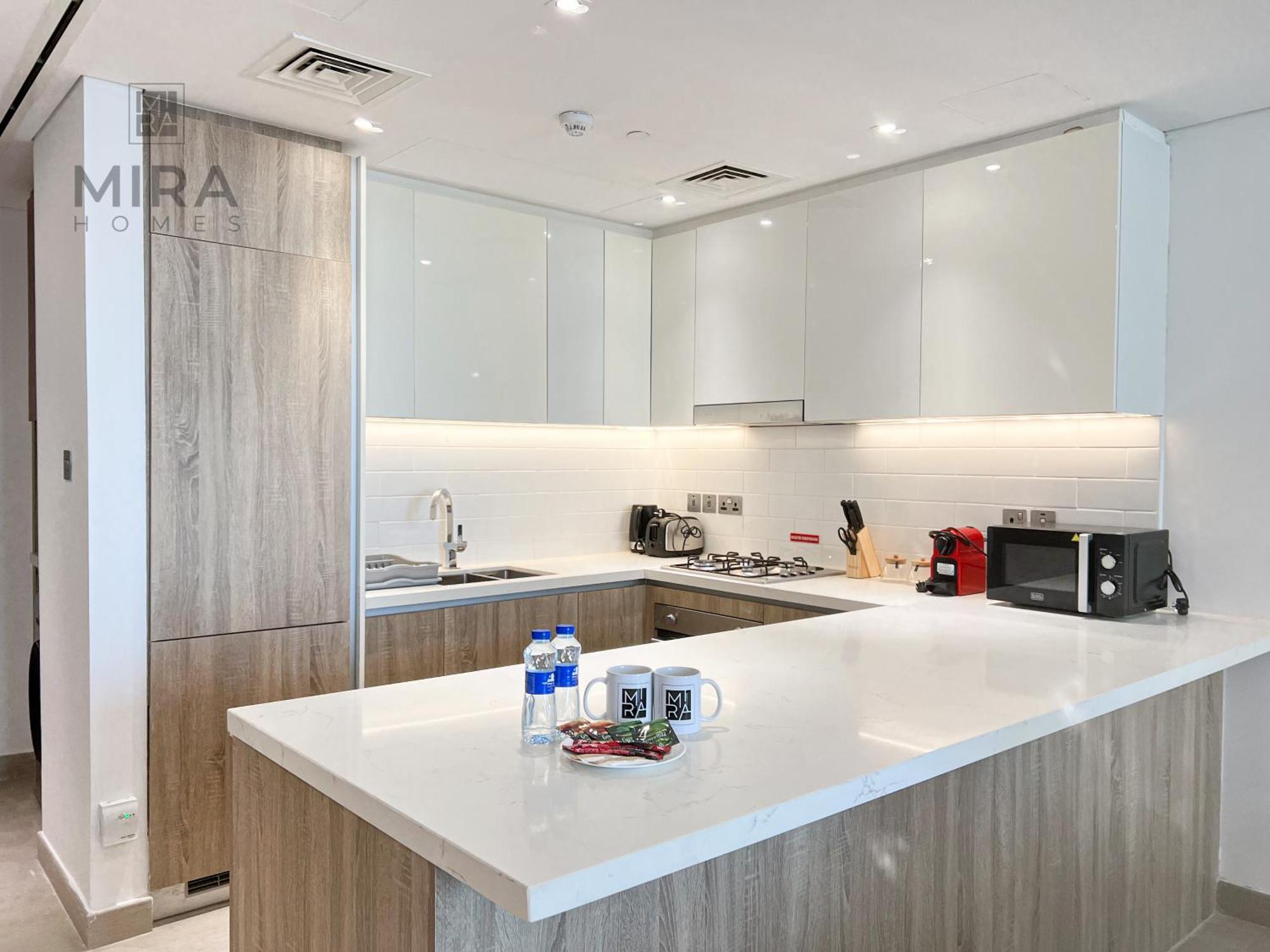 Appartement Mira Holiday Homes - Newly 2 Bedroom In Marina Dubai