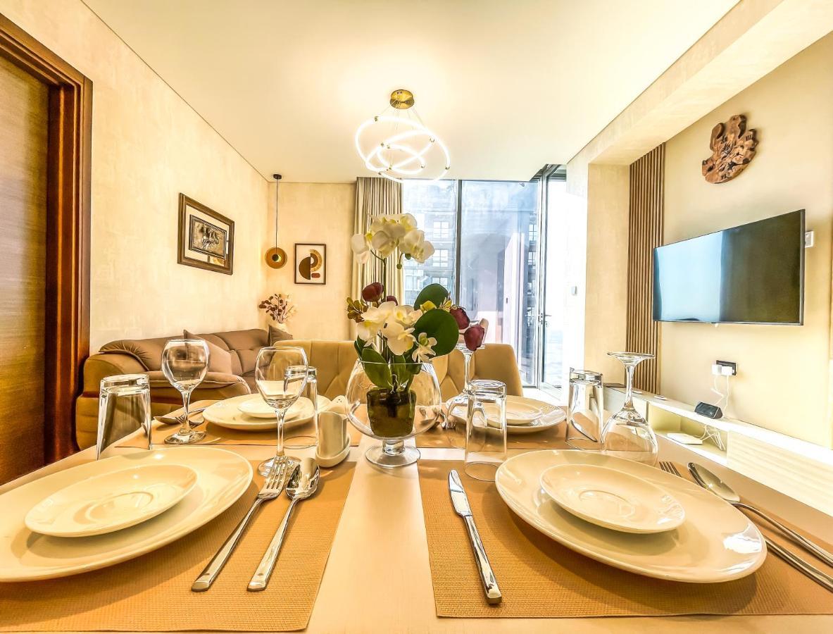 By Latinem Luxury 2 Bedroom Cv B2508 Near Burj Khalifa Lägenhet *