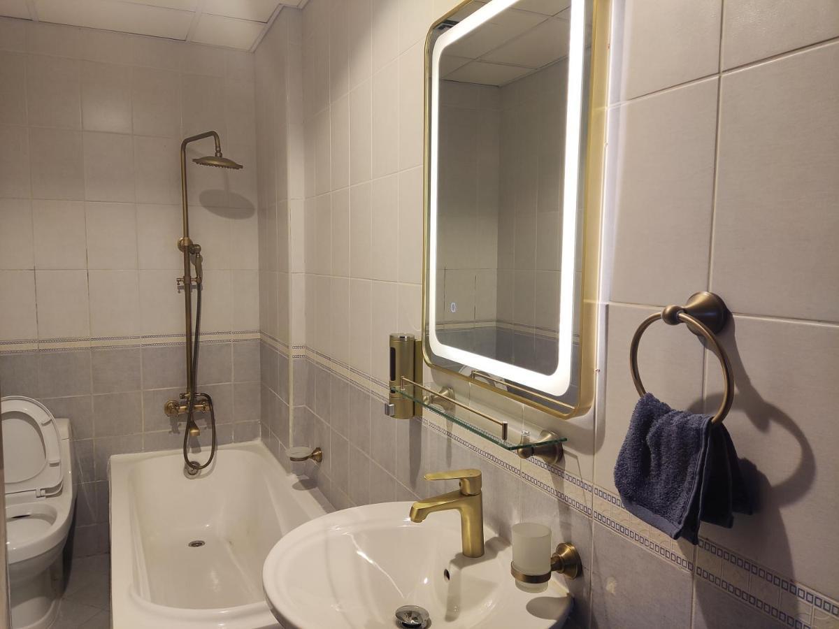 Apartment Cozy 1br Close To Dragon Market And Global Village Dubai