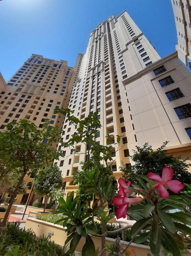 Apartment La Buena Vida Homes - Front Very Spacious, Luxe And Modern 3 Bedroom With Full Kitchen In Jbr , 3 Min To The Jbr Marina And Tram Station Dubai