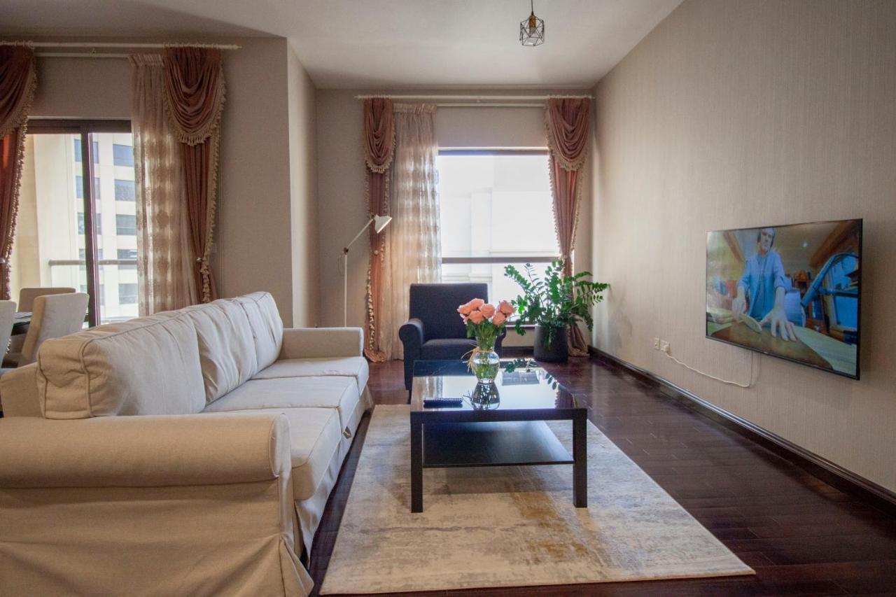 La Buena Vida Homes - Front Very Spacious, Luxe And Modern 3 Bedroom With Full Kitchen In Jbr , 3 Min To The Jbr Marina And Tram Station Apartment