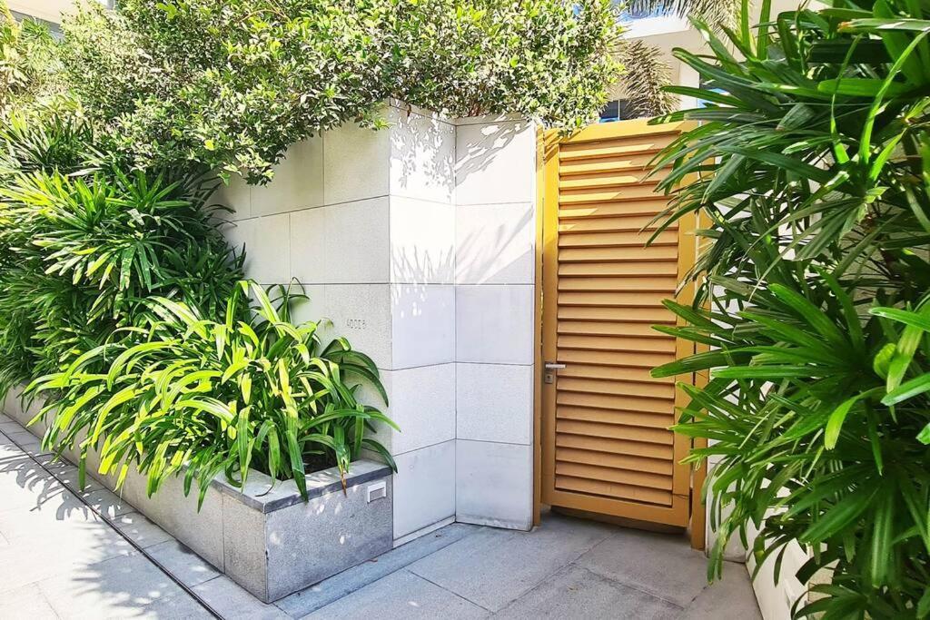 Private Pool Apt. Five Palm Jumeirah Up To 6guest Lägenhet Dubai