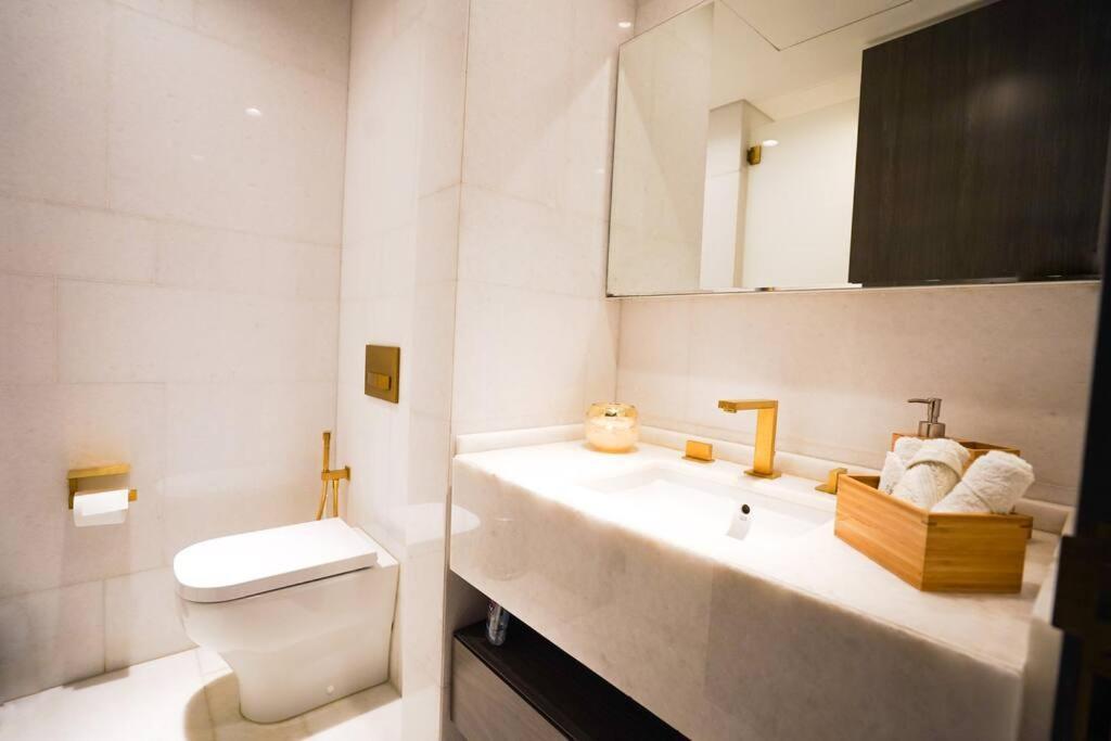 Private Pool Apt. Five Palm Jumeirah Up To 6guest Lägenhet